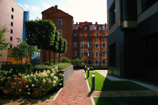 URBAN GREEN